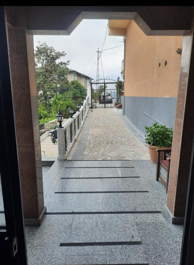 Tarabya Family Suit Istanbul Exterior photo